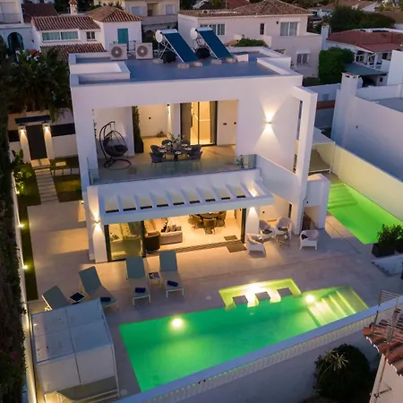 Vacation I Marbesa White Pearl, Two Private Pools, Built In 2024